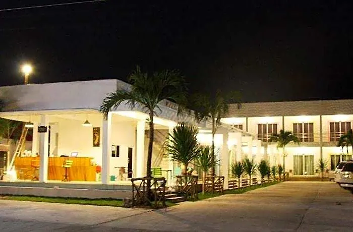 Hotel Baan Chom Jan Suan Phung Suan Phueng