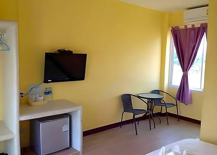 Baan Chom Jan Suan Phung โรงแรม
